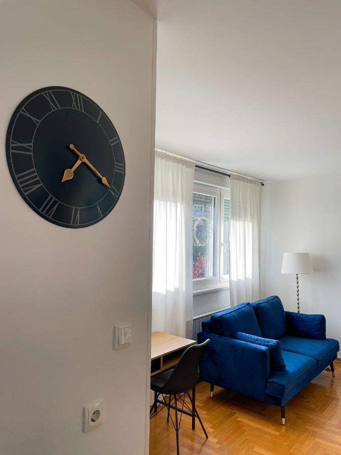 Apartman Welcome To Tresnjevka 萨格勒布 外观 照片