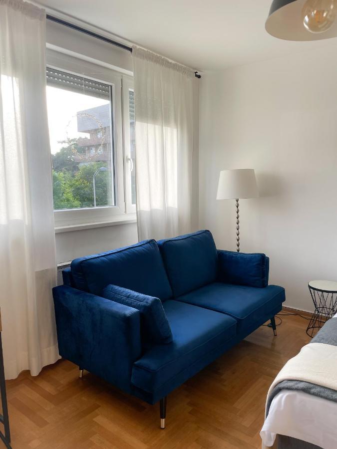 Apartman Welcome To Tresnjevka 萨格勒布 外观 照片