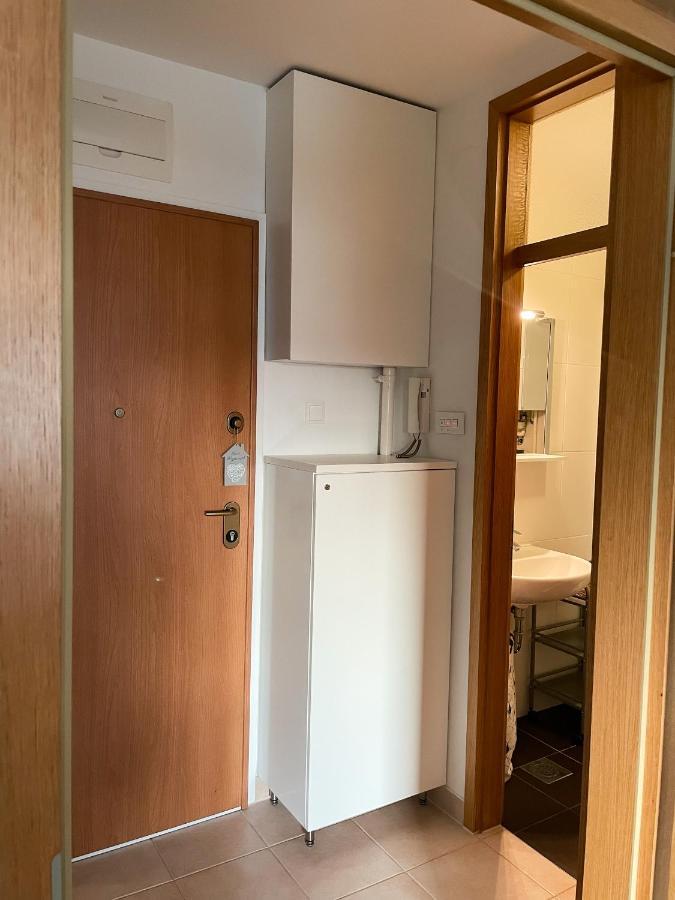 Apartman Welcome To Tresnjevka 萨格勒布 外观 照片