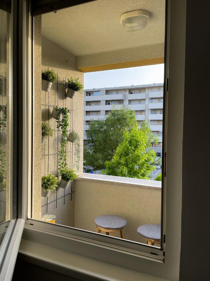 Apartman Welcome To Tresnjevka 萨格勒布 外观 照片