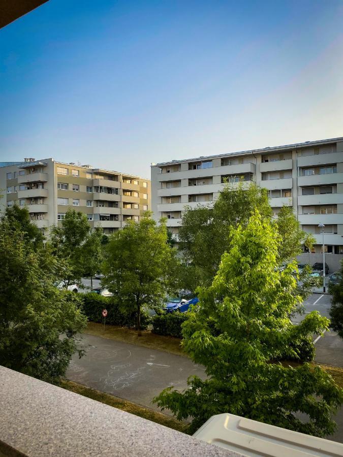 Apartman Welcome To Tresnjevka 萨格勒布 外观 照片